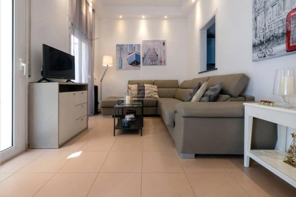 Ferienwohnung Vive La Playa Y La Noche De Sitges Aqui Exterior foto