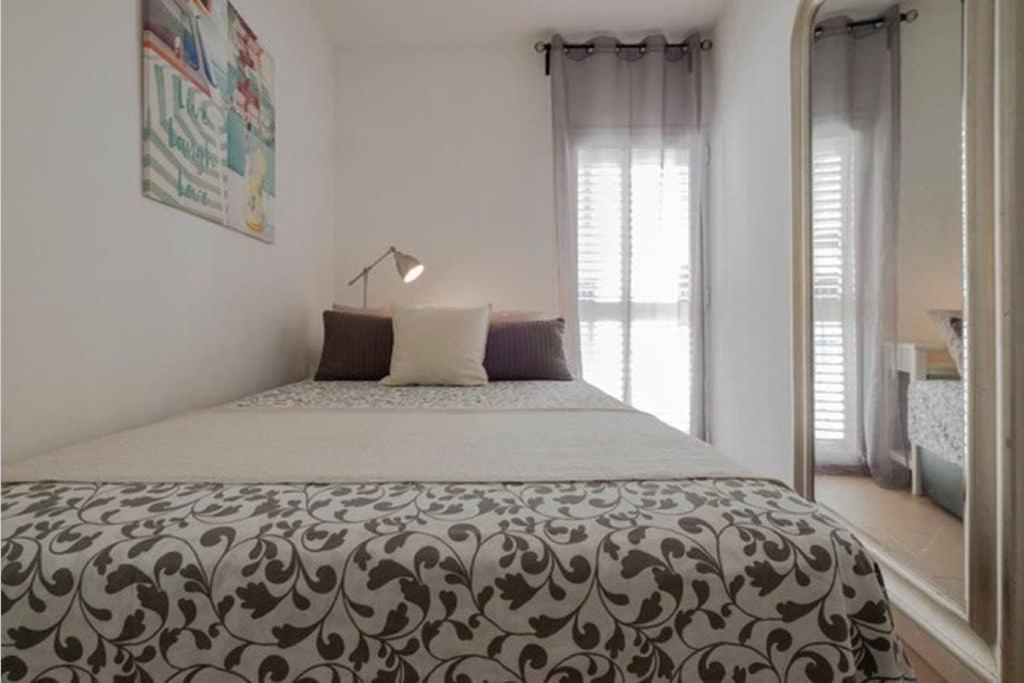 Ferienwohnung Vive La Playa Y La Noche De Sitges Aqui Exterior foto